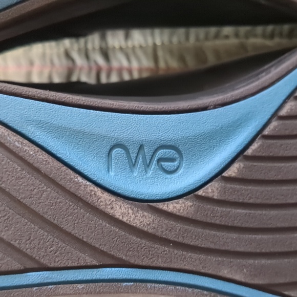 EMU* Australia 'Carlisle' suede/leather slip on wedge heel easy wear ankle boot - Picture 10 of 13